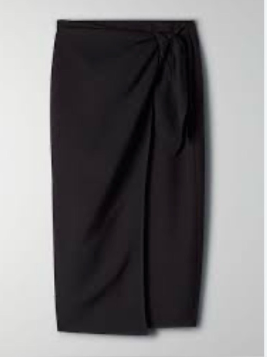 Heartbloom Dresses & Skirts - Heartbloom midi skirt open knee and tie black small new